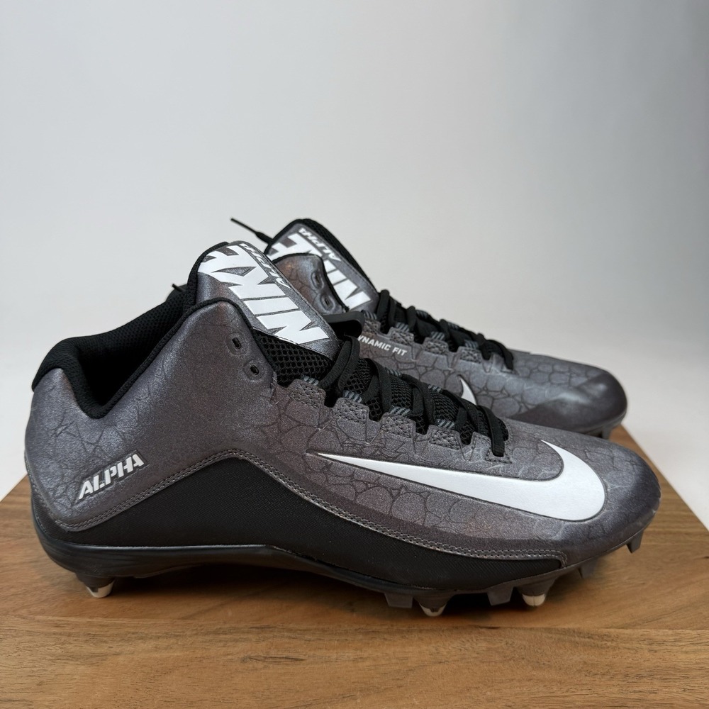 New NIB Mens Nike Alpha Strike 2 3/4 D Gray Athletic Football Cleats Size‎ 14 D